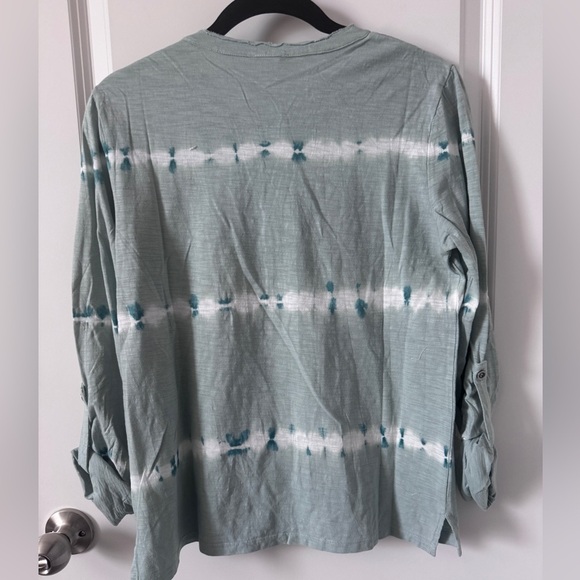 NWT Hem & Thread Sage Tie-Dye Blouse Size Small - Picture 4 of 5